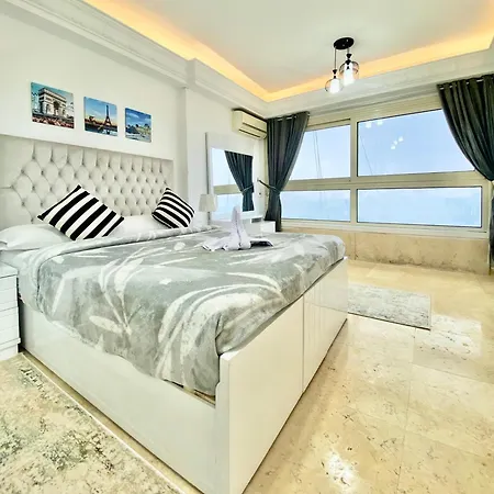 Alexandria Luxury Apartments Stanley Direct Sea View Exterior photo