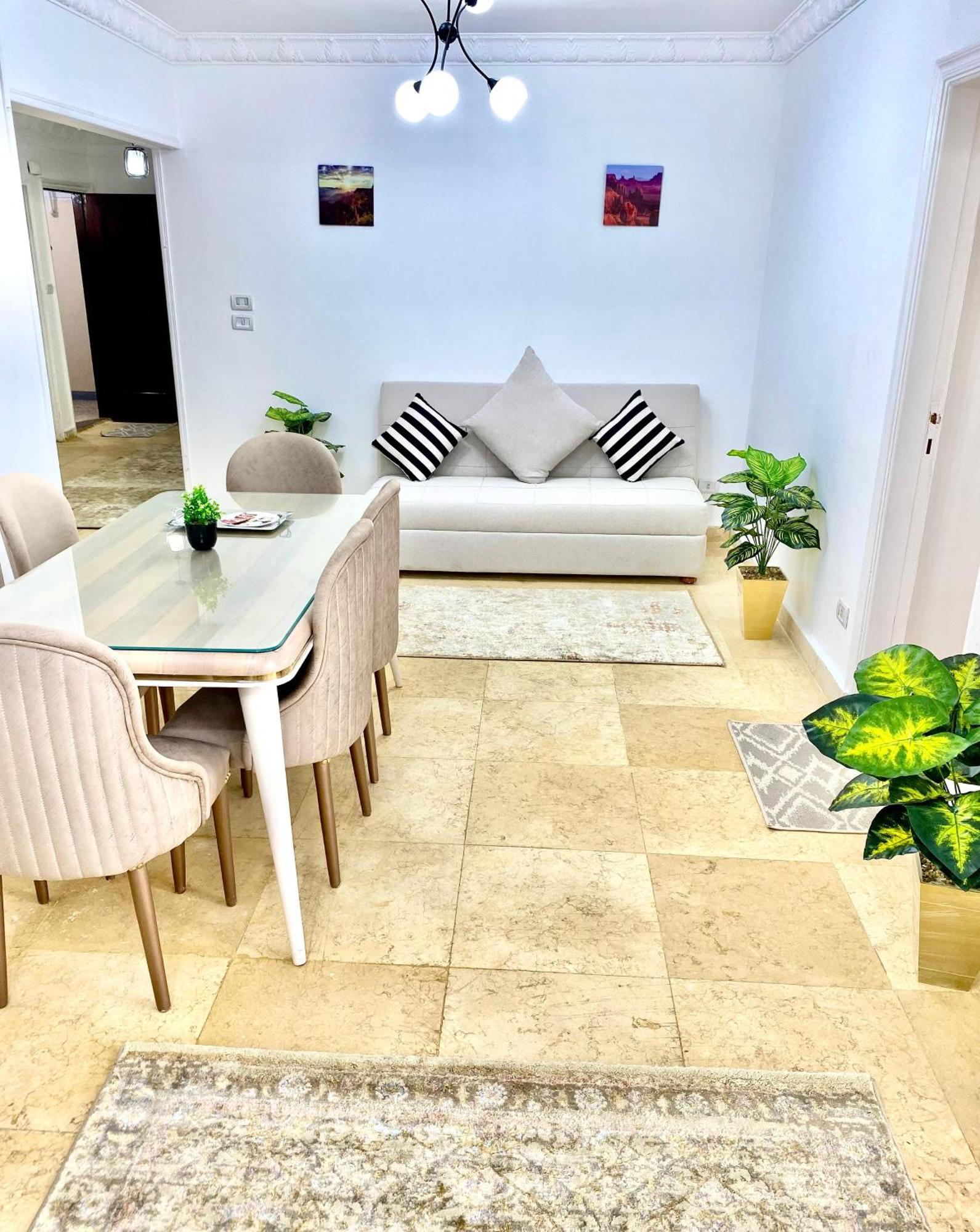 Apartment Luxury Stanley Direct Sea View