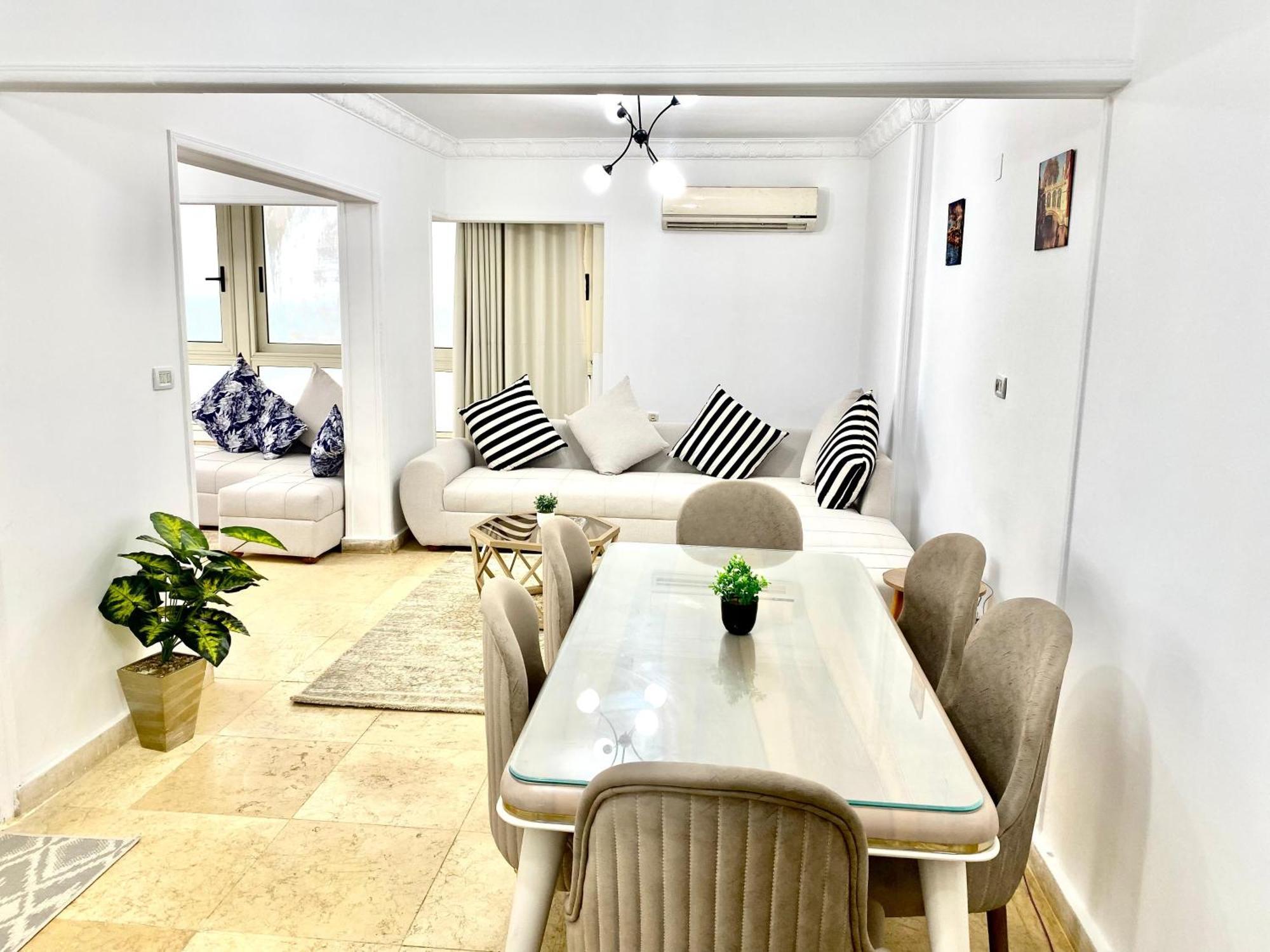 Luxury Stanley Direct Sea View Apartment Alexandria