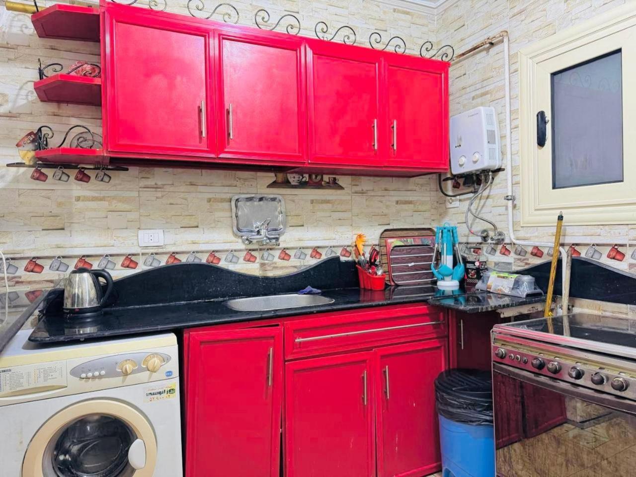 Luxury Stanley Direct Sea View Apartment *