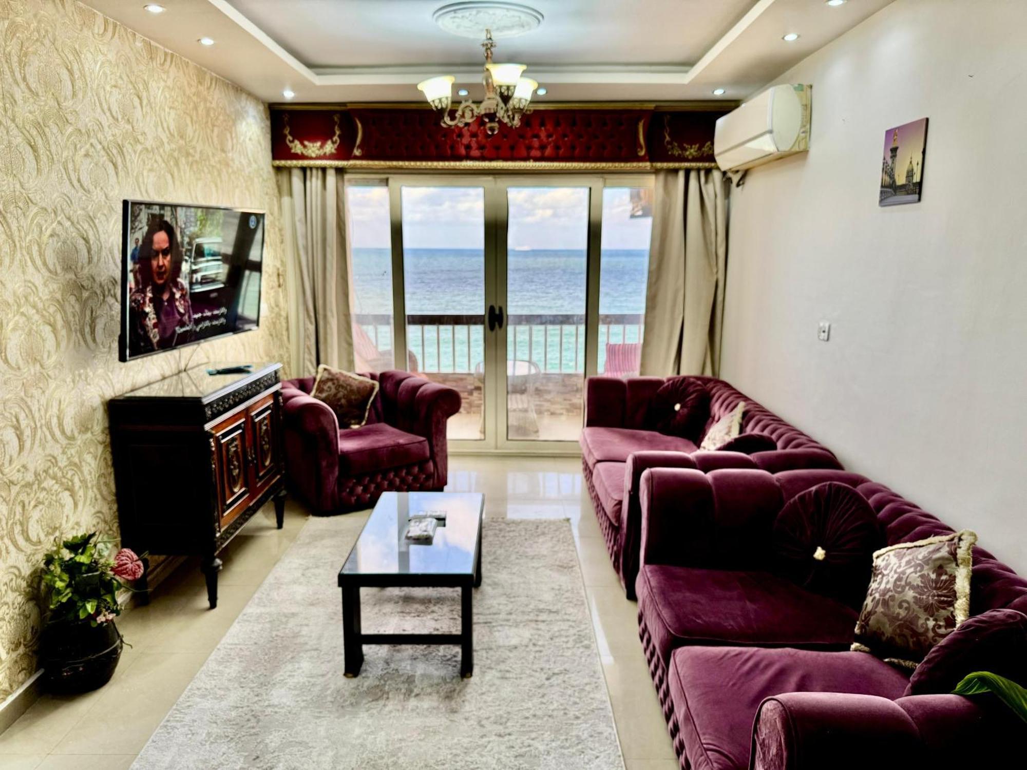Luxury Stanley Direct Sea View