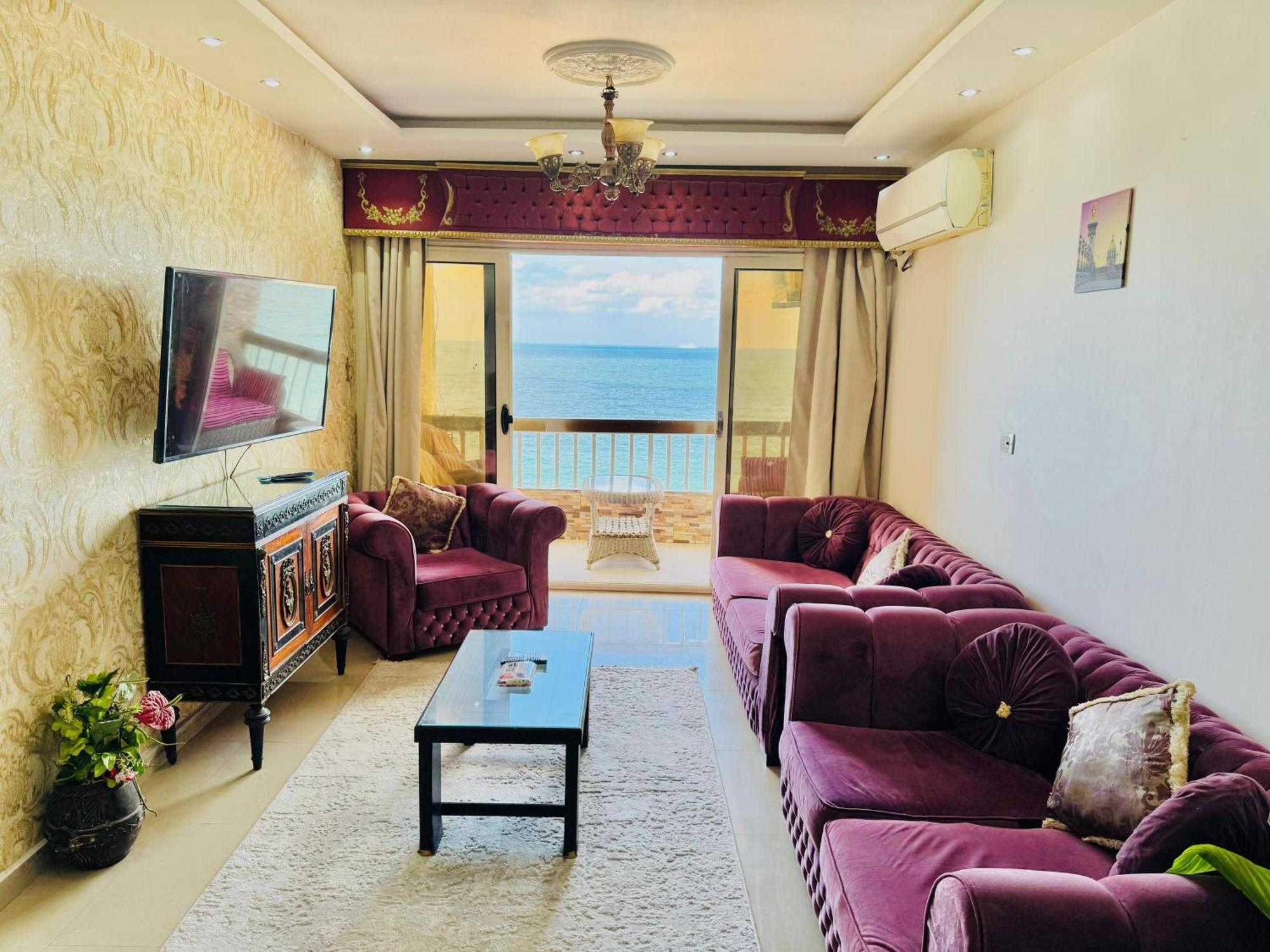 Luxury Stanley Direct Sea View